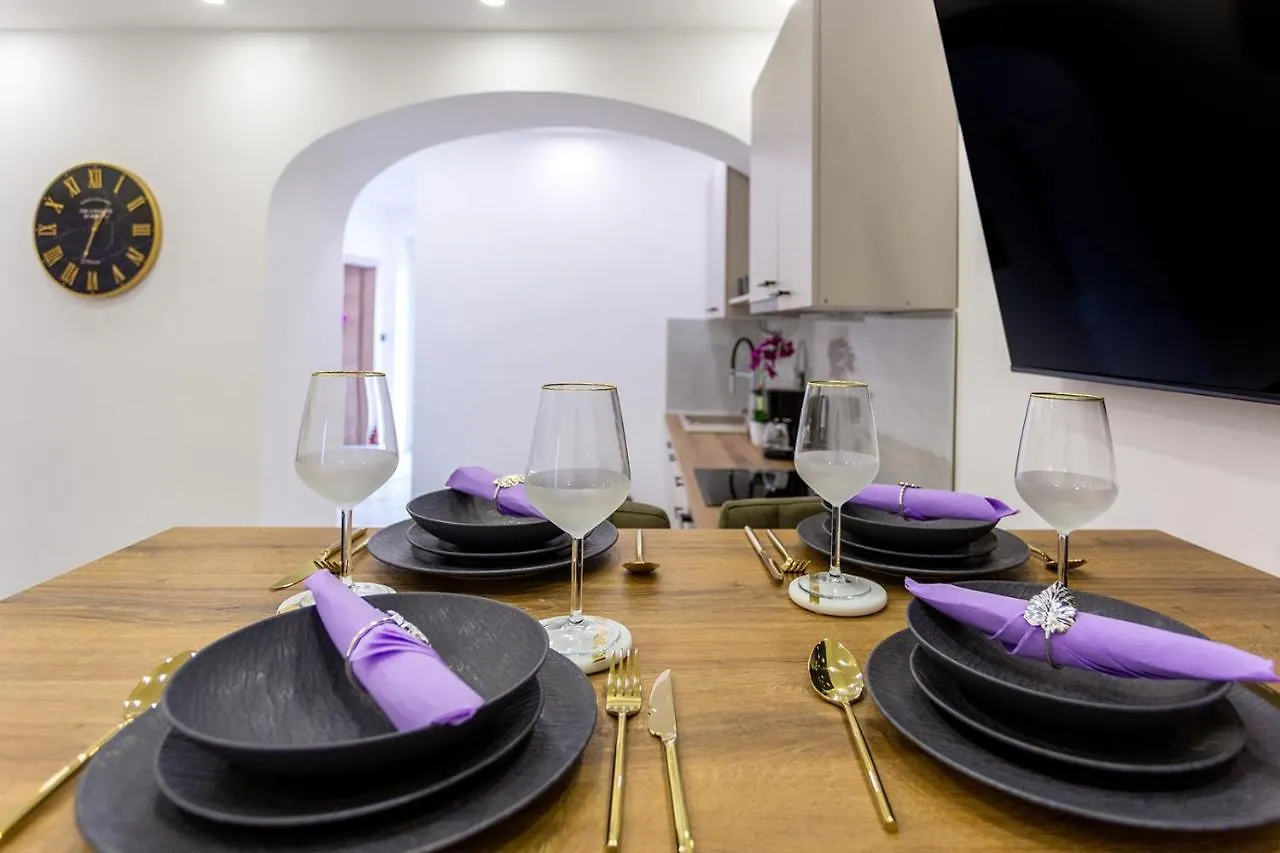 Villa Nela Apartments Crikvenica 0*,
